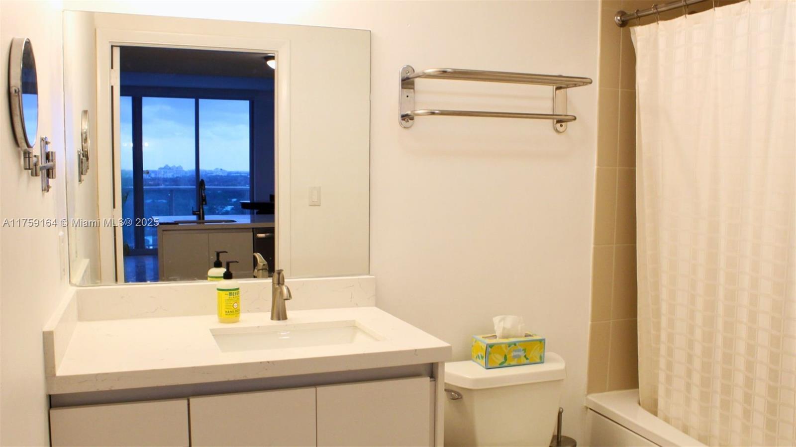 2889 McFarlane Road, Unit 1511 Miami, FL 33133 - Photo 12 of 33 Gallery Image 12