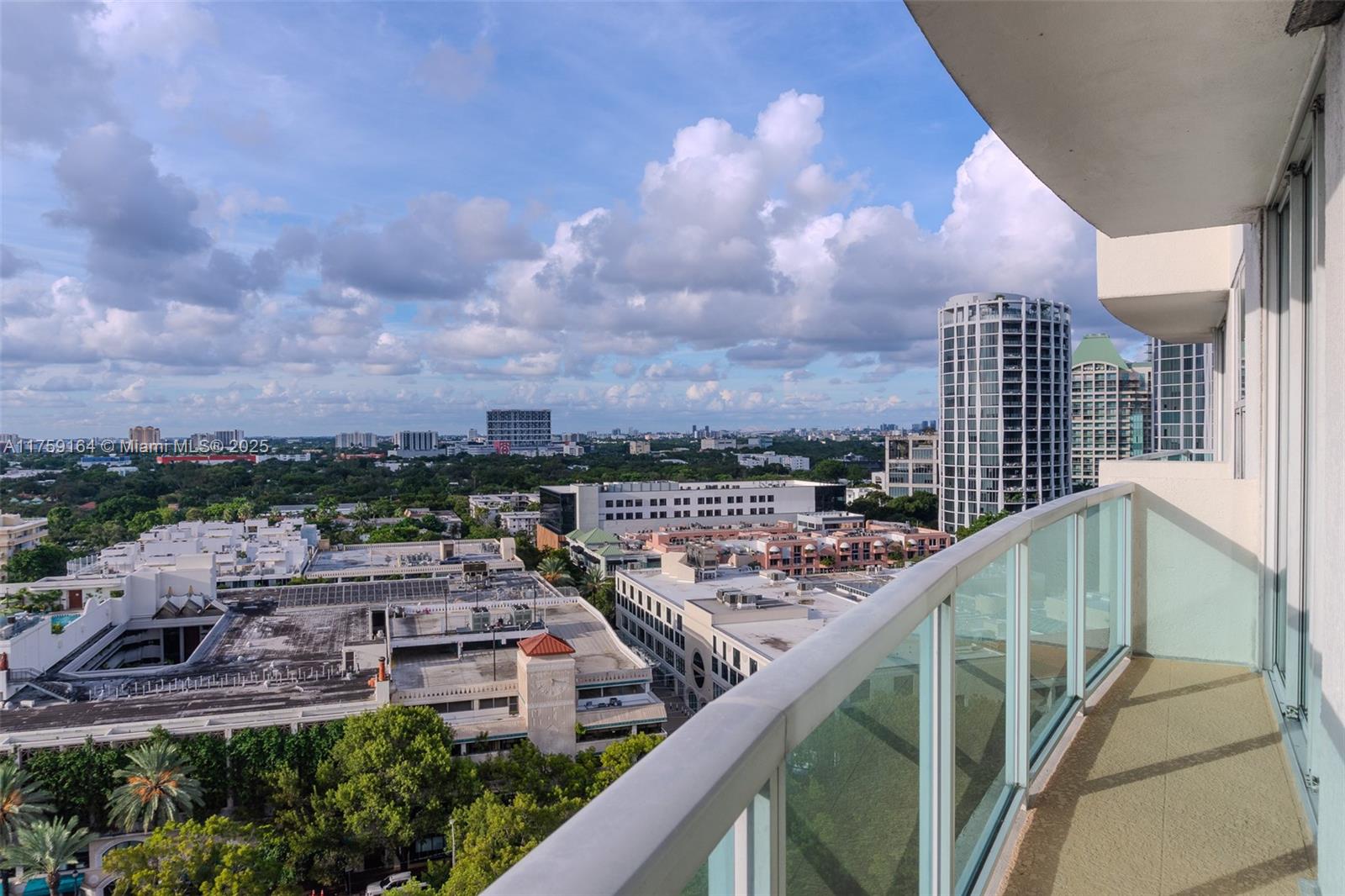 2889 McFarlane Road, Unit 1511 Miami, FL 33133 - Photo 2 of 33 Gallery Image 2