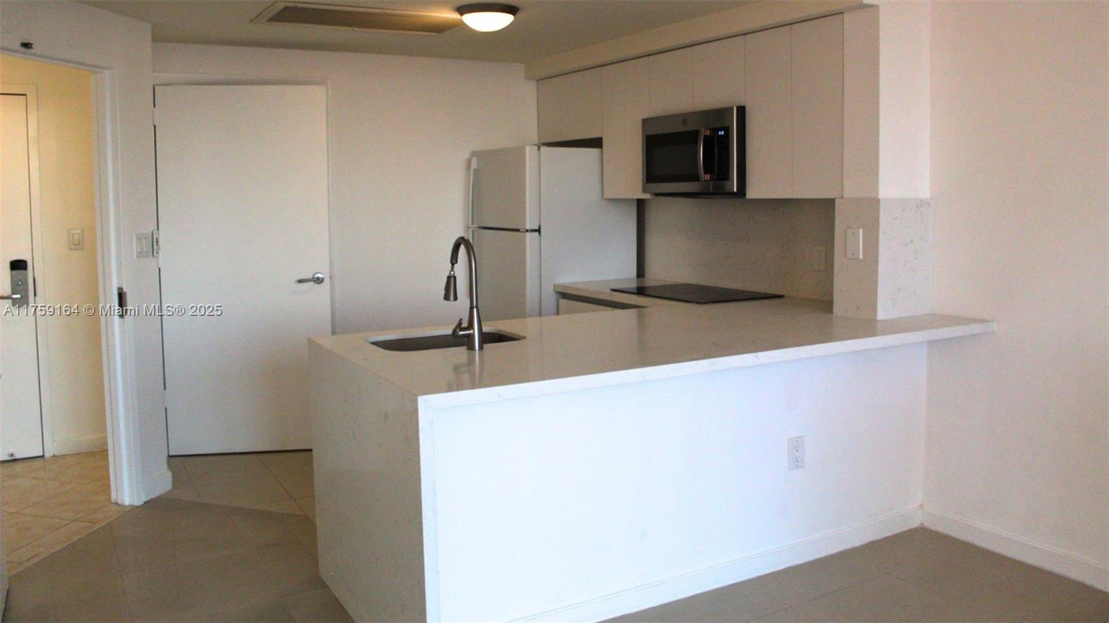 2889 McFarlane Road, Unit 1511 Miami, FL 33133 - Photo 9 of 33 Gallery Image 9