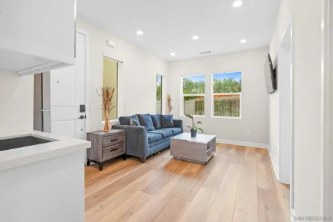 $1,695,000 | 12112 Carter Lane, San Diego, CA 92128