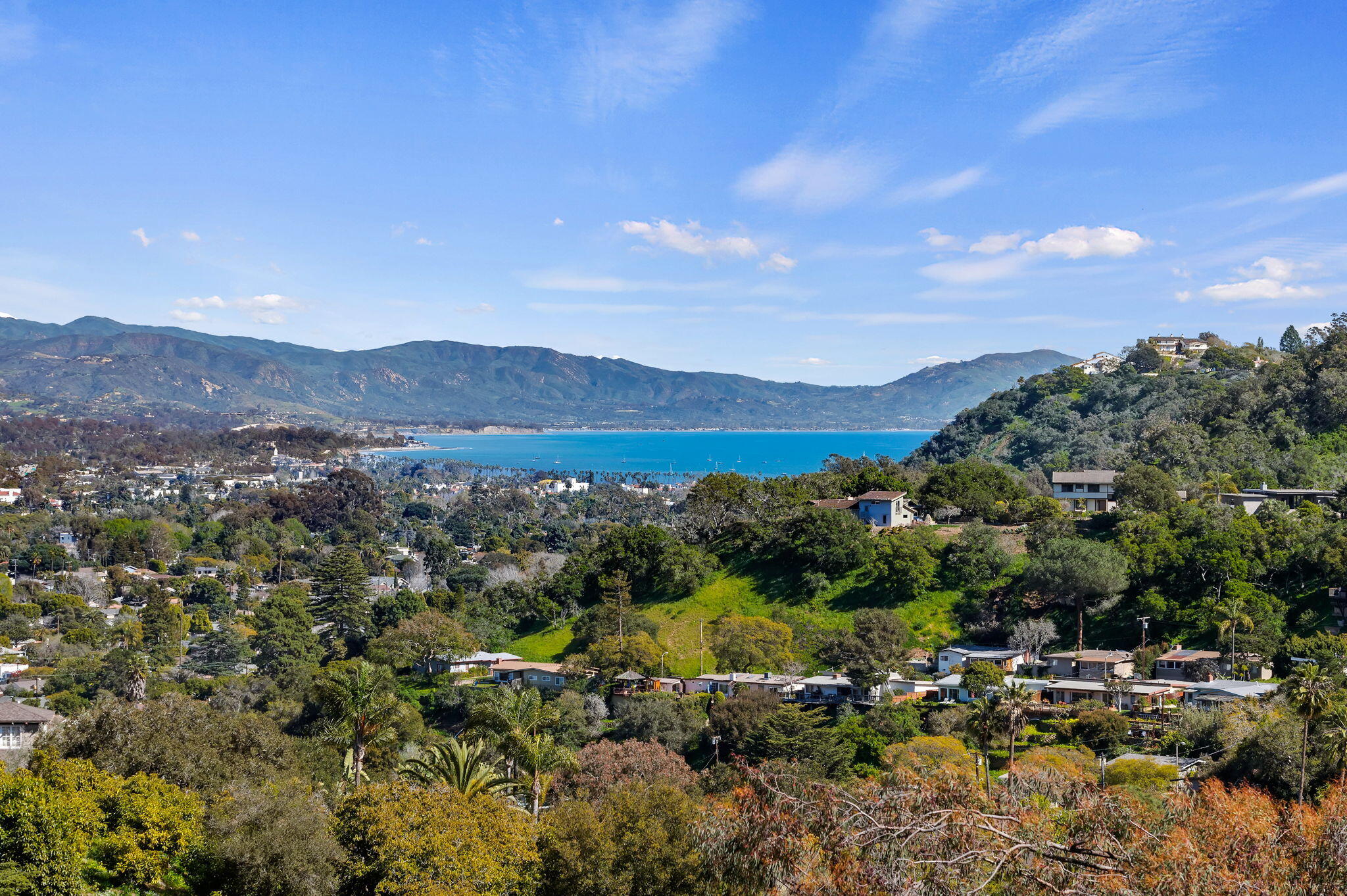 1415 La Cima Road, Unit B Santa Barbara, CA 93101 - Photo 4 of 22 9-web-or-mls-09 - Balcony Ocean View_