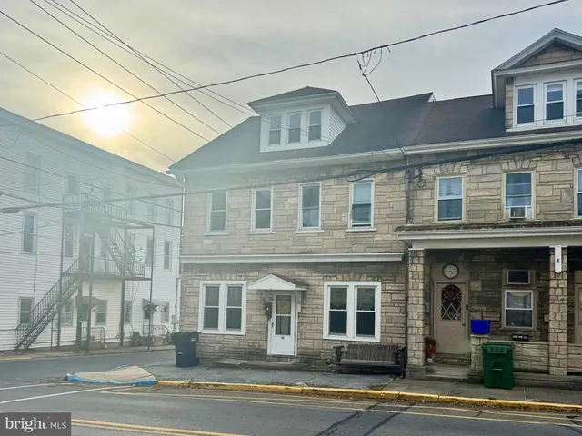 $179,500 | 101 West Main Street, Tremont, PA 17981
