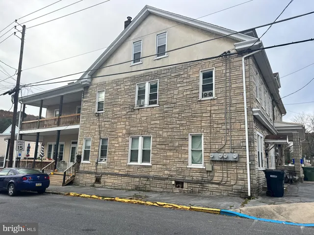 $179,500 | 101 West Main Street, Tremont, PA 17981