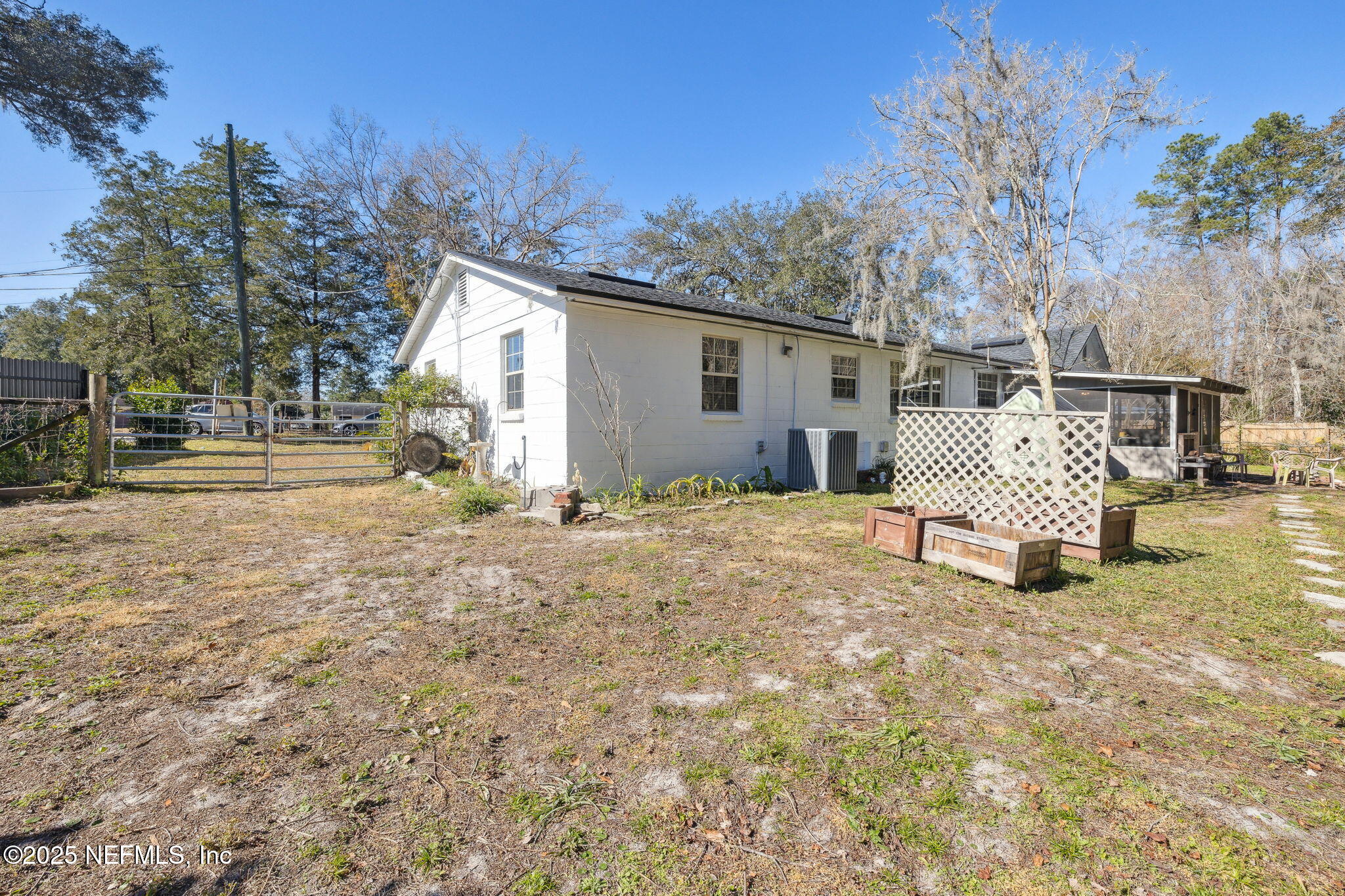 2613 Clara Road Jacksonville, FL 32216 - Photo 35 of 49 35-Back View 4