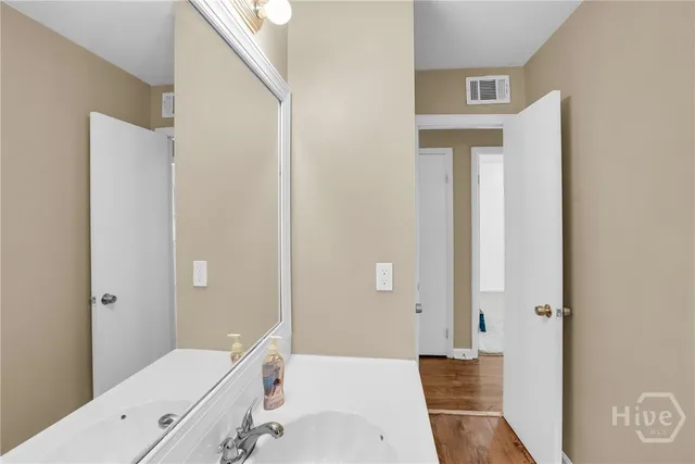 $2,400 | 2222 Bacon Park Drive, Savannah, GA 31406