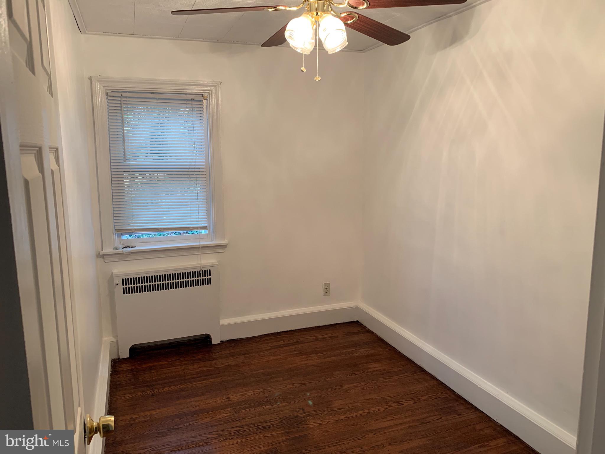 326 Copley Road Upper Darby, PA 19082 - Photo 12 of 15