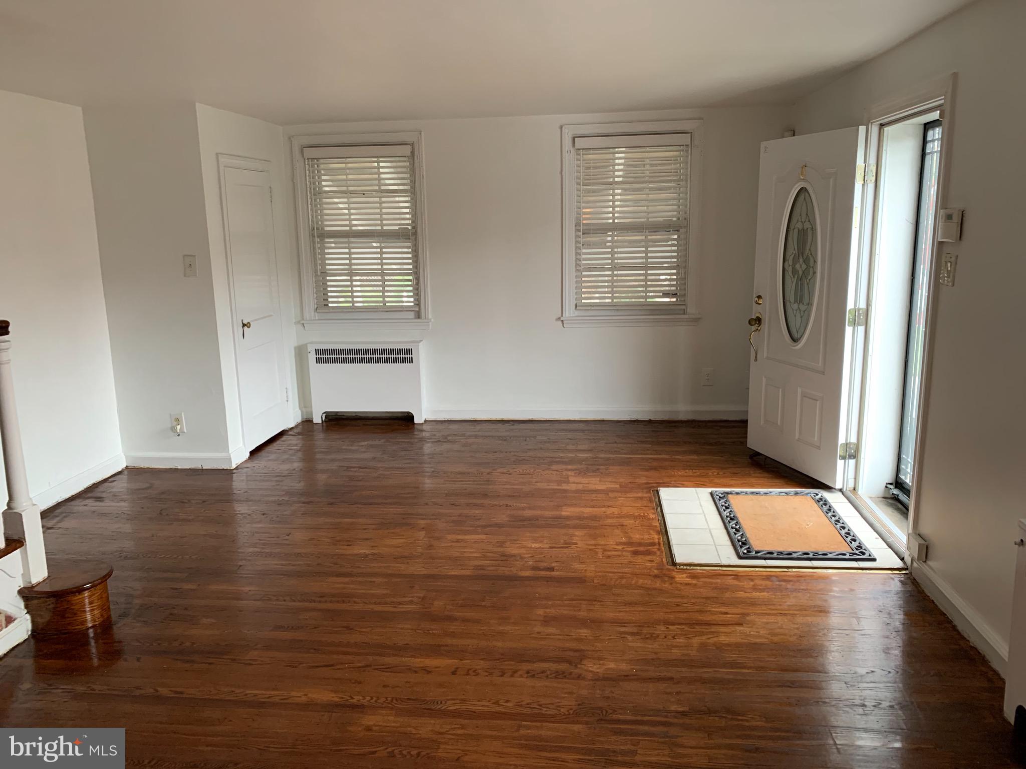 326 Copley Road Upper Darby, PA 19082 - Photo 7 of 15