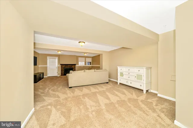 $425,000 | 5440 Lyndale Way, Frederick, MD 21703