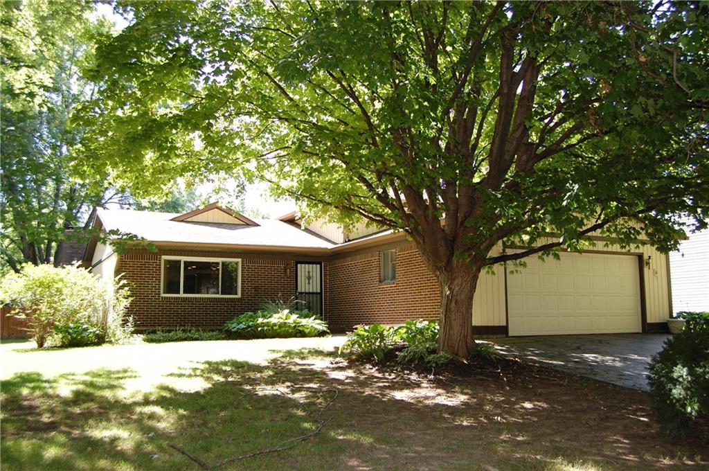 282 Lansdowne Road Indianapolis, IN 46234 - Photo 3 of 27