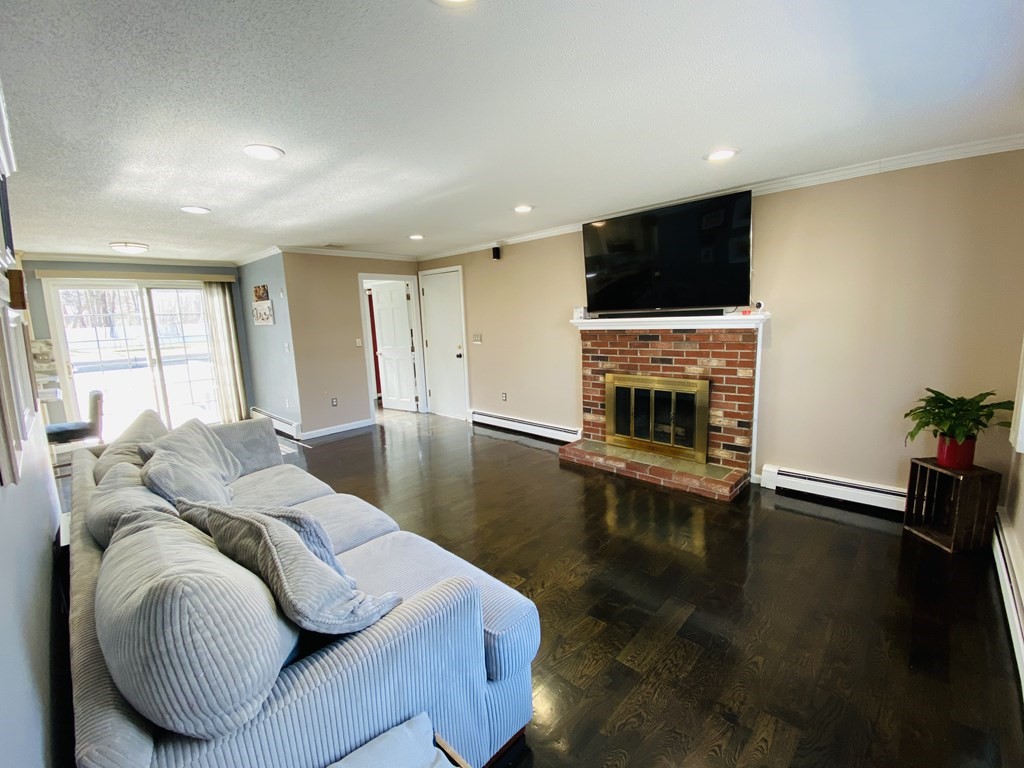 54 Silver Hill Road Milford, MA 01757 - Photo 5 of 40 Gallery Image 5