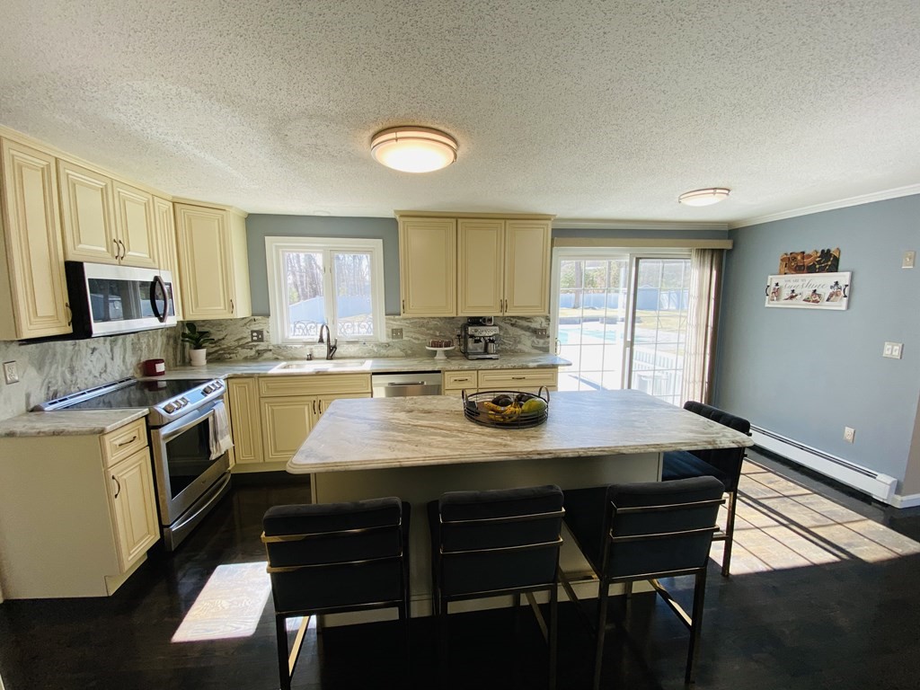54 Silver Hill Road Milford, MA 01757 - Photo 10 of 40 Gallery Image 10