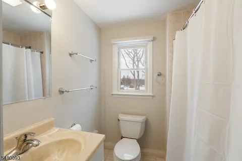 $750,000 | 5 Cherry Street, Morris Plains, NJ 07950