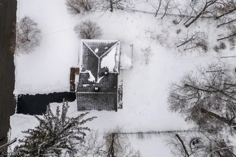 $750,000 | 5 Cherry Street, Morris Plains, NJ 07950