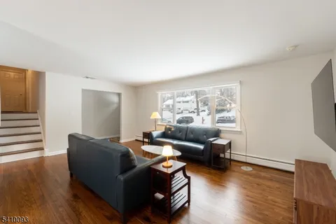 $750,000 | 5 Cherry Street, Morris Plains, NJ 07950