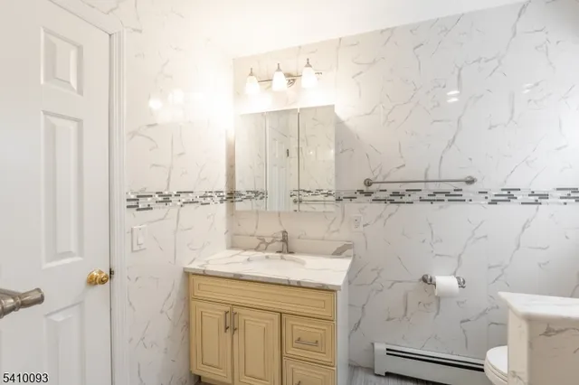 $750,000 | 5 Cherry Street, Morris Plains, NJ 07950