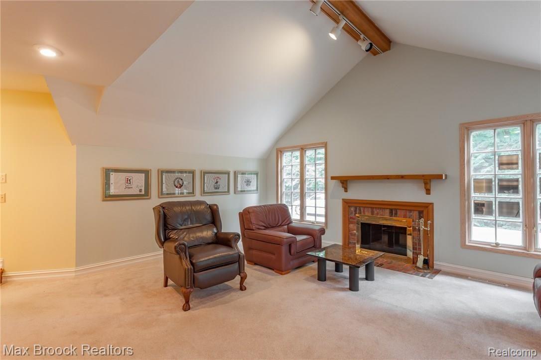 4905 Charing Cross Road Bloomfield Hills, MI 48304 - Photo 42 of 59 IMG_0318.jpg