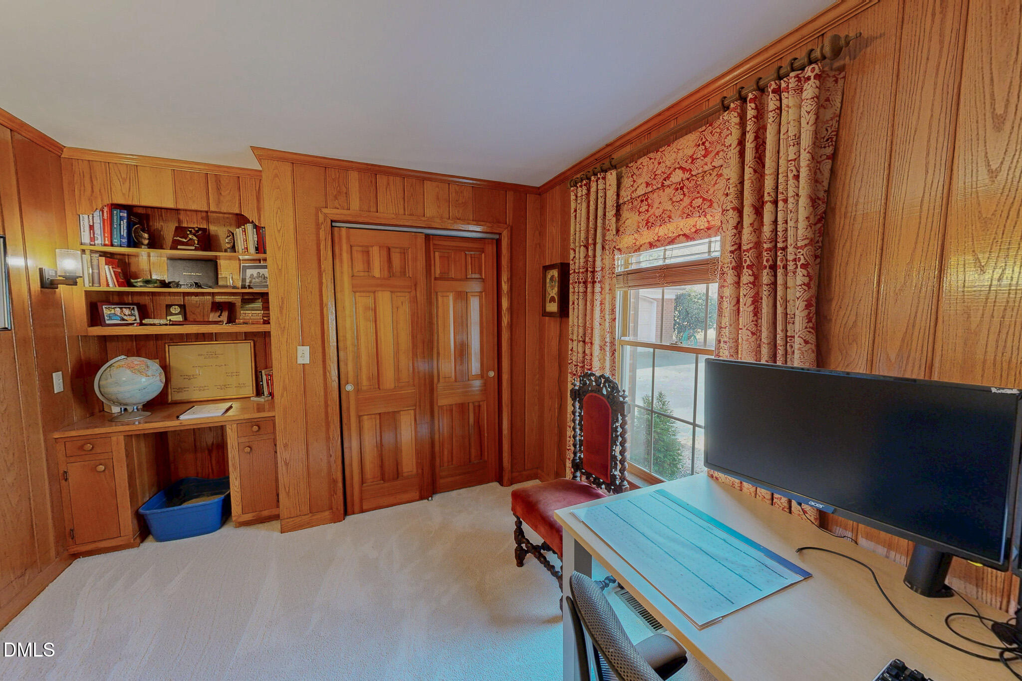 382 Wimbledon Drive Roxboro, NC 27573 - Photo 38 of 66 a room with furniture and window