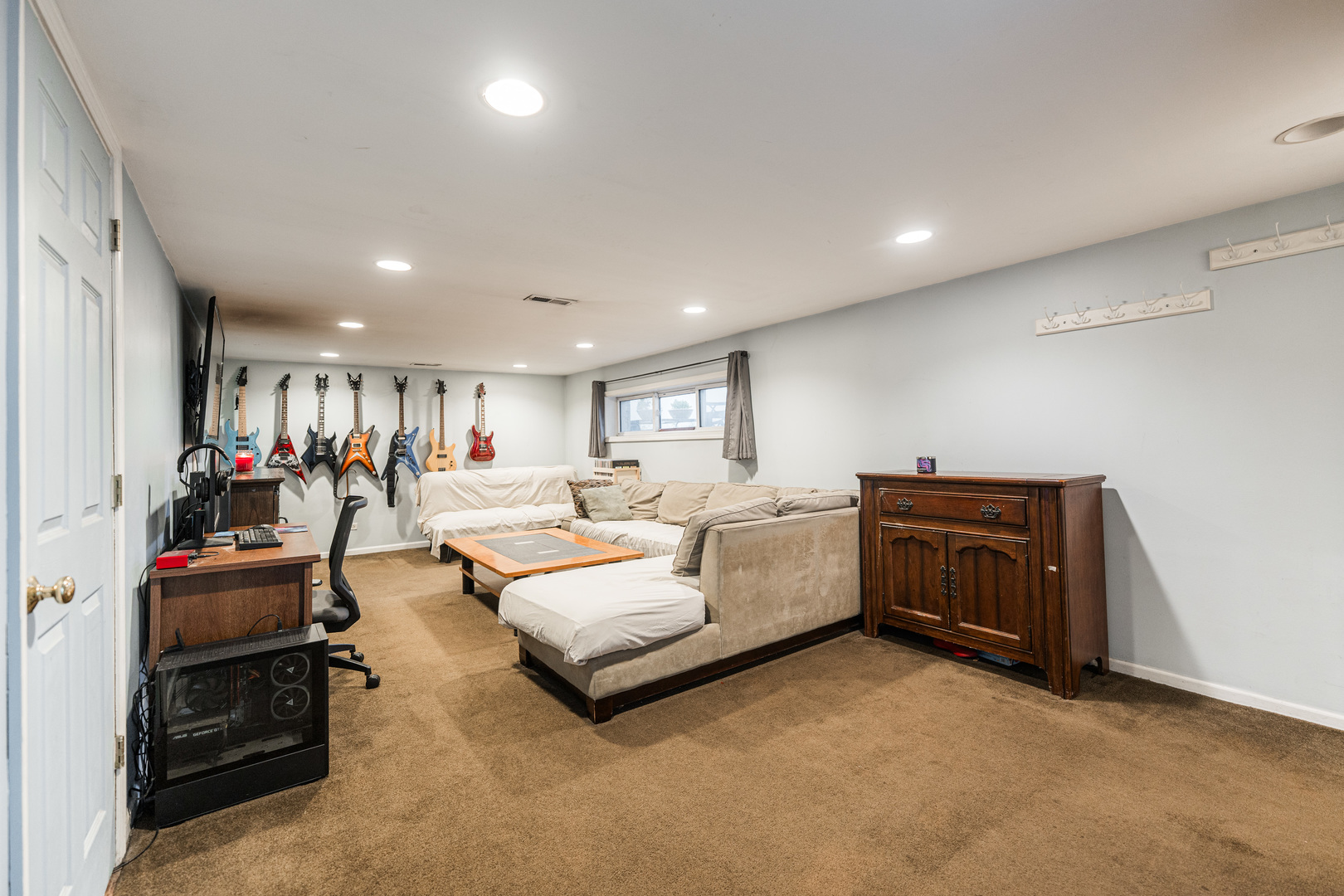 411 West Taylor Road Lombard, IL 60148 - Photo 16 of 23 Gallery Image 16