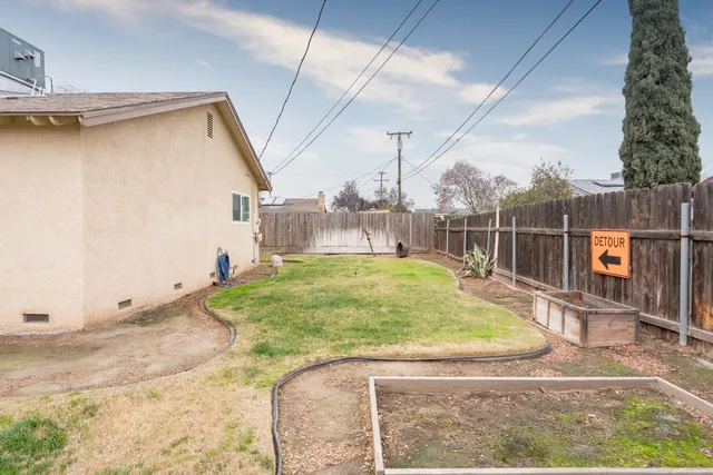 $335,000 | 2815 North Douty Street, Hanford, CA 93230