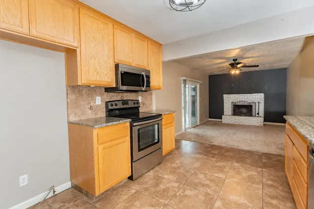 $335,000 | 2815 North Douty Street, Hanford, CA 93230