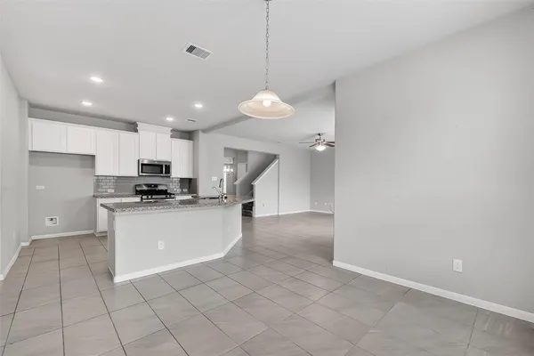 $2,290 | 2903 Painted Sunrise Trail, Houston, TX 77045