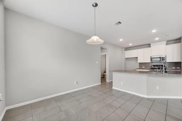 $2,290 | 2903 Painted Sunrise Trail, Houston, TX 77045