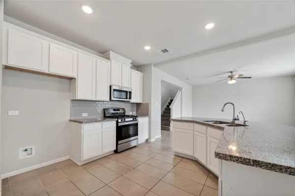 $2,290 | 2903 Painted Sunrise Trail, Houston, TX 77045