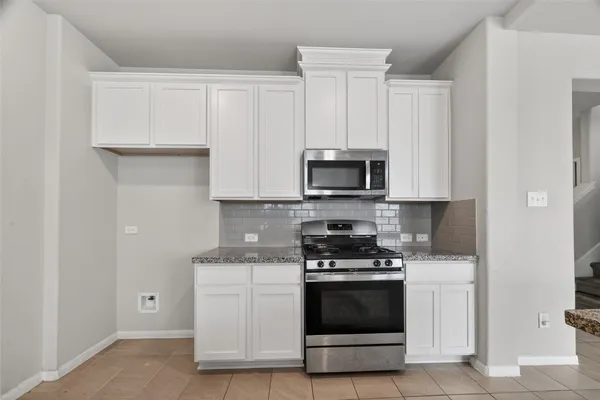 $2,290 | 2903 Painted Sunrise Trail, Houston, TX 77045