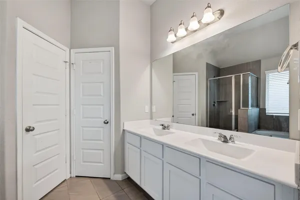 $2,290 | 2903 Painted Sunrise Trail, Houston, TX 77045