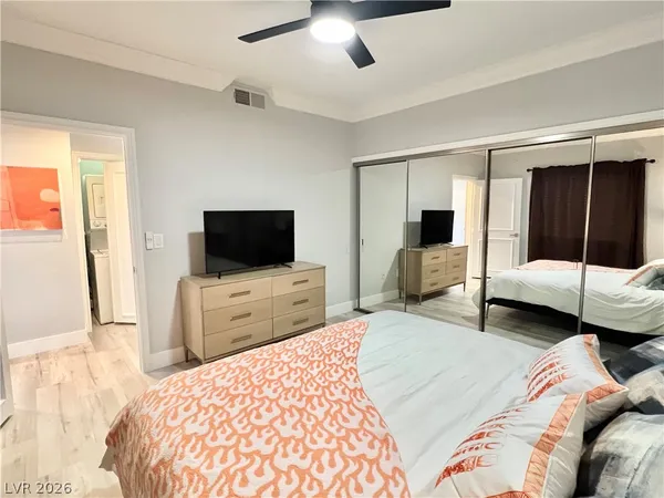 $1,995 | 210 East Flamingo Road, Unit 320, Las Vegas, NV 89169