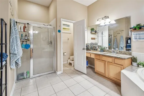 $522,500 | 1939 Heartland Circle, Valrico, FL 33594