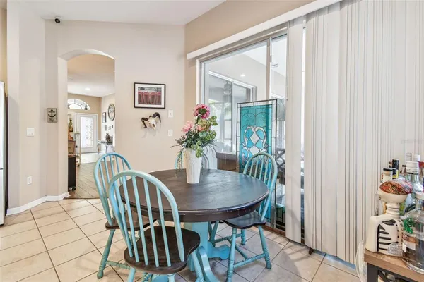 $522,500 | 1939 Heartland Circle, Valrico, FL 33594