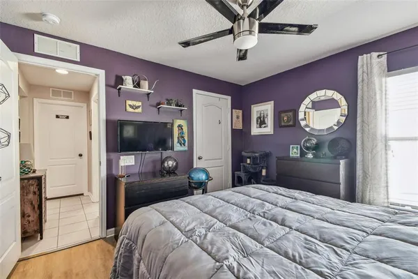 $522,500 | 1939 Heartland Circle, Valrico, FL 33594