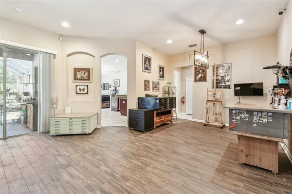 $522,500 | 1939 Heartland Circle, Valrico, FL 33594