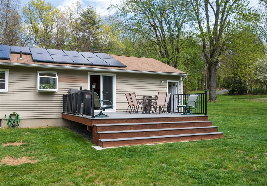 34 Coleman Road Southampton, MA 01073 - Photo 8 of 28 Gallery Image 8