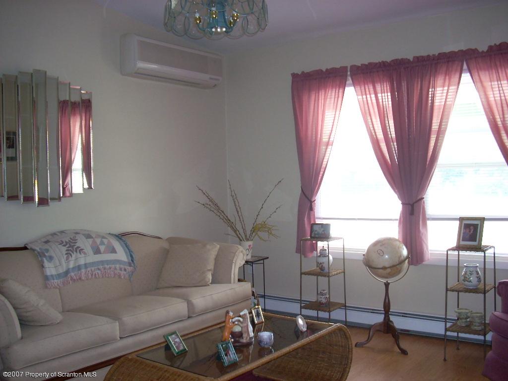 108 Lithia Valley Road Factoryville, PA 18419 - Photo 4 of 18 Gallery Image 4