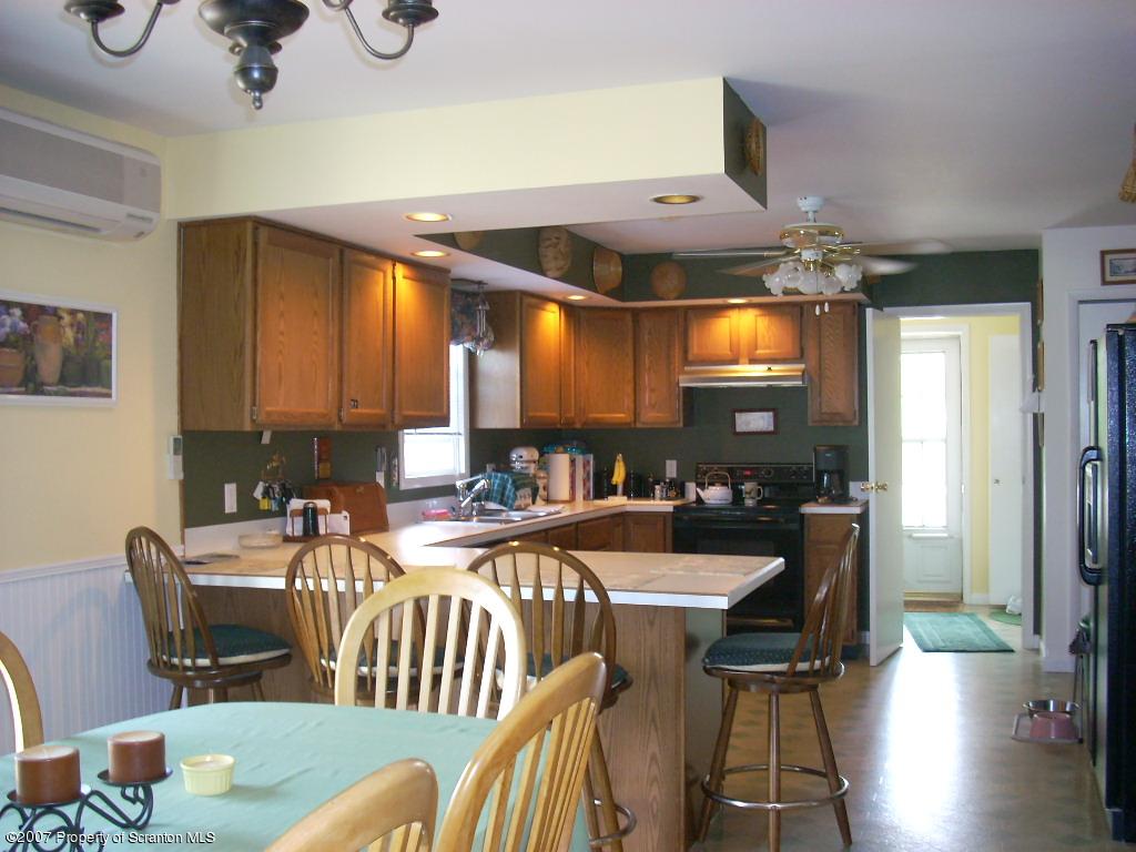 108 Lithia Valley Road Factoryville, PA 18419 - Photo 6 of 18 Gallery Image 6