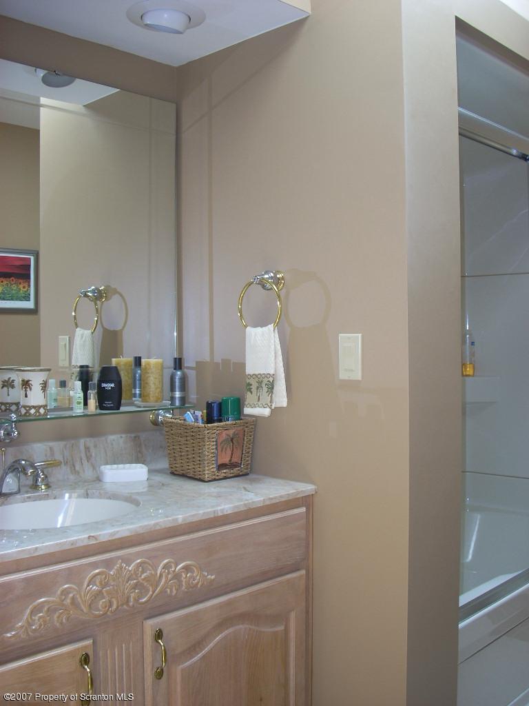 108 Lithia Valley Road Factoryville, PA 18419 - Photo 10 of 18 Gallery Image 10