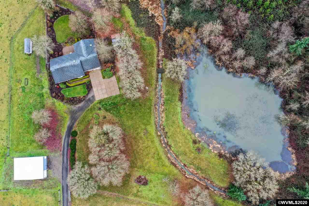 35578 East Lacomb Road Lebanon, OR 97355 - Photo 2 of 42 Gallery Image 2