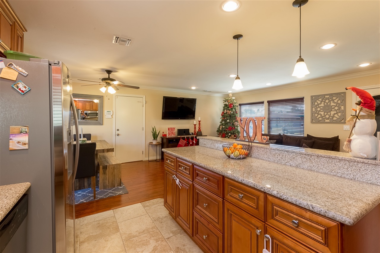 831 Broadview Street Spring Valley, CA 91977 - Photo 2 of 24 Gallery Image 2