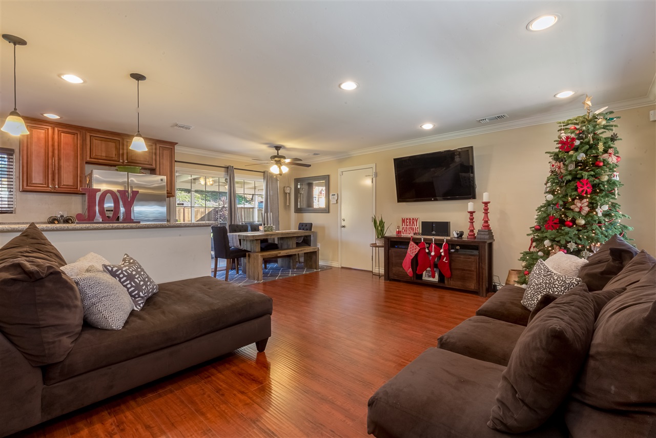 831 Broadview Street Spring Valley, CA 91977 - Photo 4 of 24 Gallery Image 4