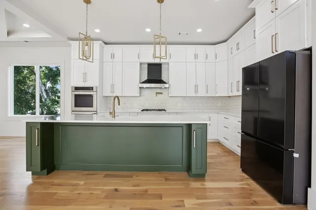 $1,185,000 | 124 B Woodmont Boulevard, Nashville, TN 37205