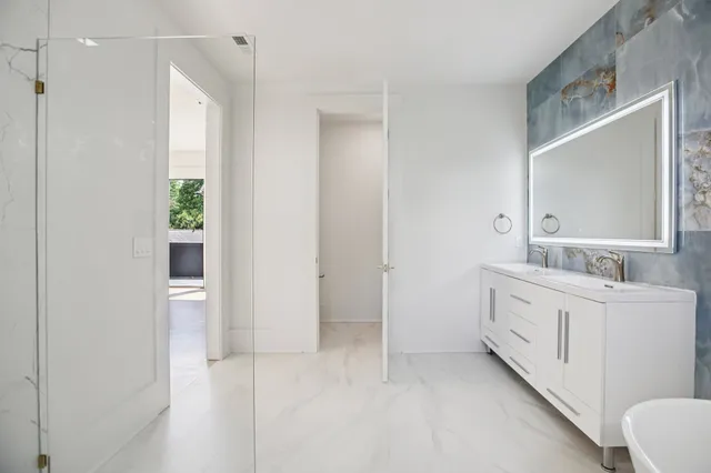 $1,185,000 | 124 B Woodmont Boulevard, Nashville, TN 37205