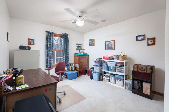 2658 East 1559th Road Ottawa, IL 61350 - Photo 42 of 53 a living room with furniture and a window
