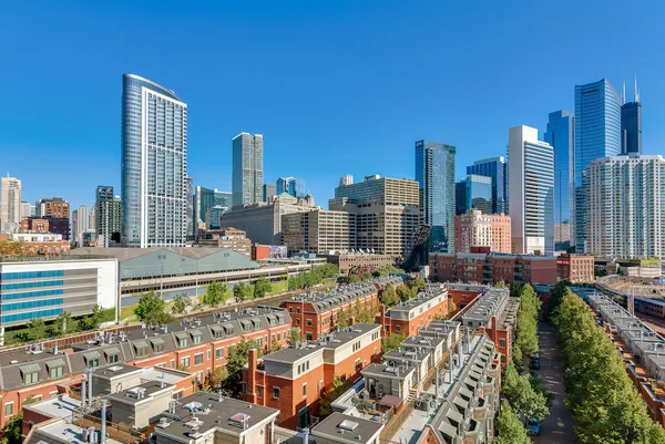 $550,000 | 501 North Clinton Street, Unit 1004, Chicago, IL 60654