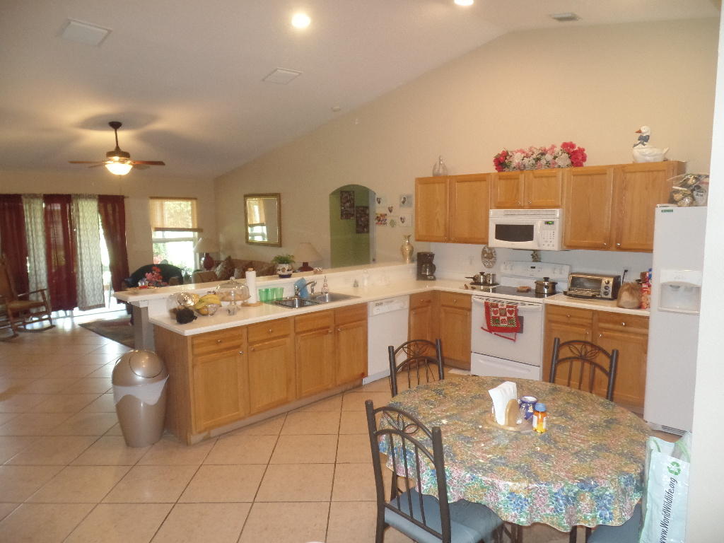 4366 Southwest Appleseed Road Port St. Lucie, FL 34953 - Photo 2 of 9 SAM_0883