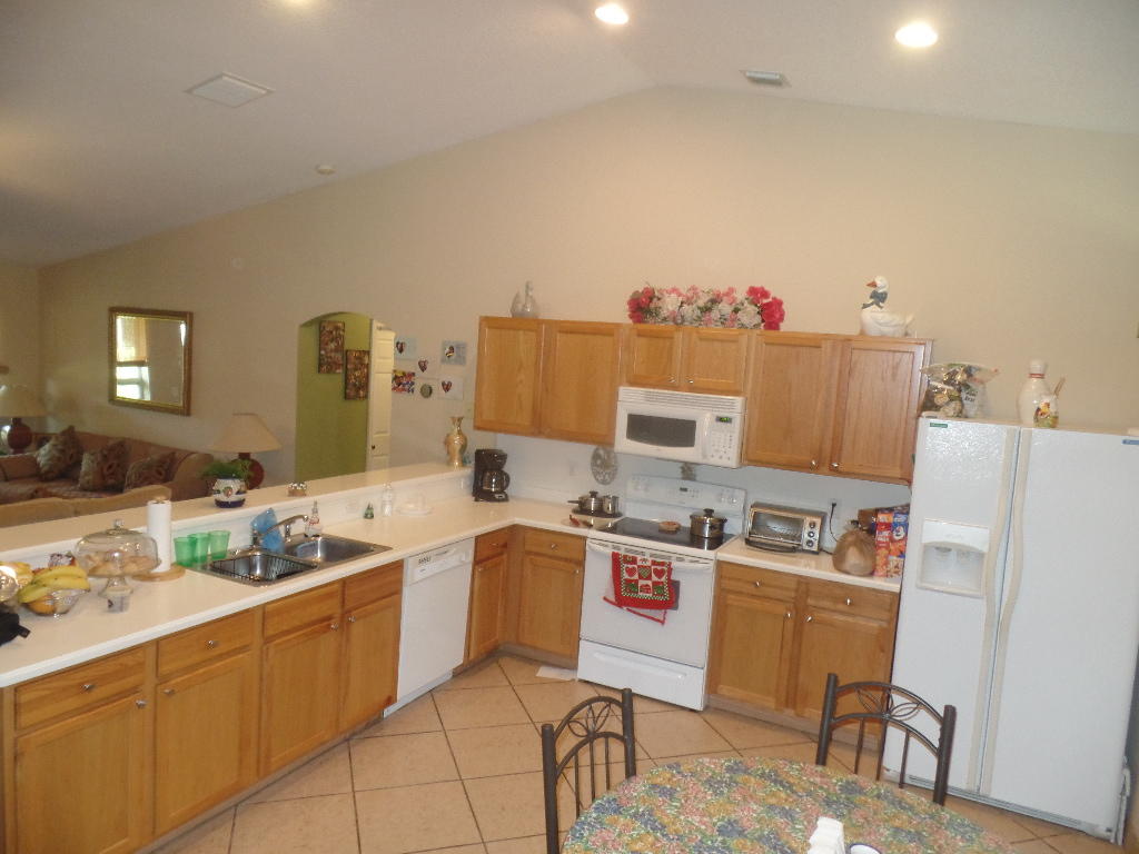 4366 Southwest Appleseed Road Port St. Lucie, FL 34953 - Photo 4 of 9 SAM_0887