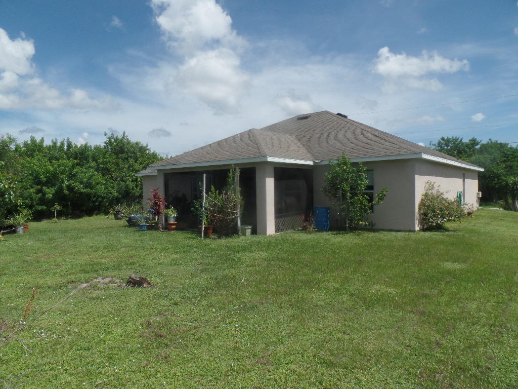4366 Southwest Appleseed Road Port St. Lucie, FL 34953 - Photo 8 of 9 SAM_0888
