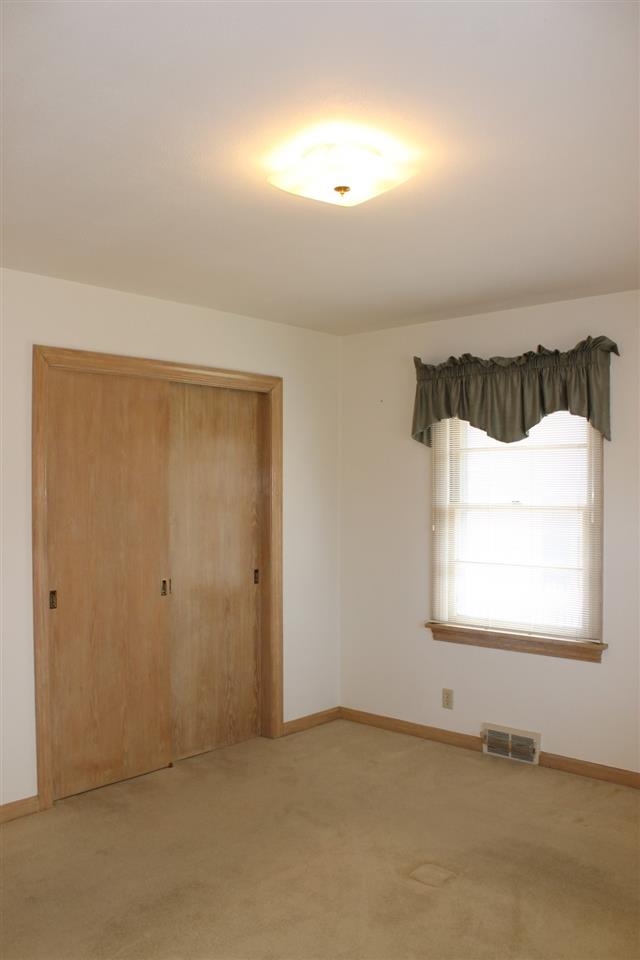 6911 Newburgh Road Evansville, IN 47715 - Photo 18 of 26 Gallery Image 18
