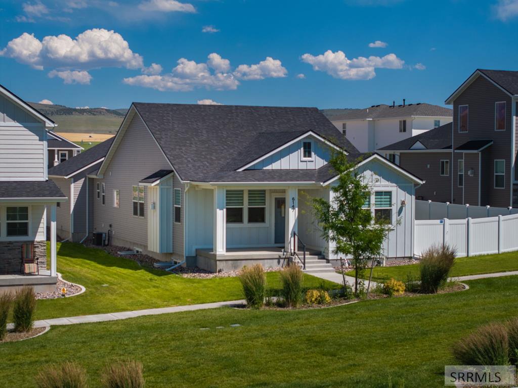 6147 Beacon Lane Chubbuck, ID 83202 - Photo 1 of 60 Main View
